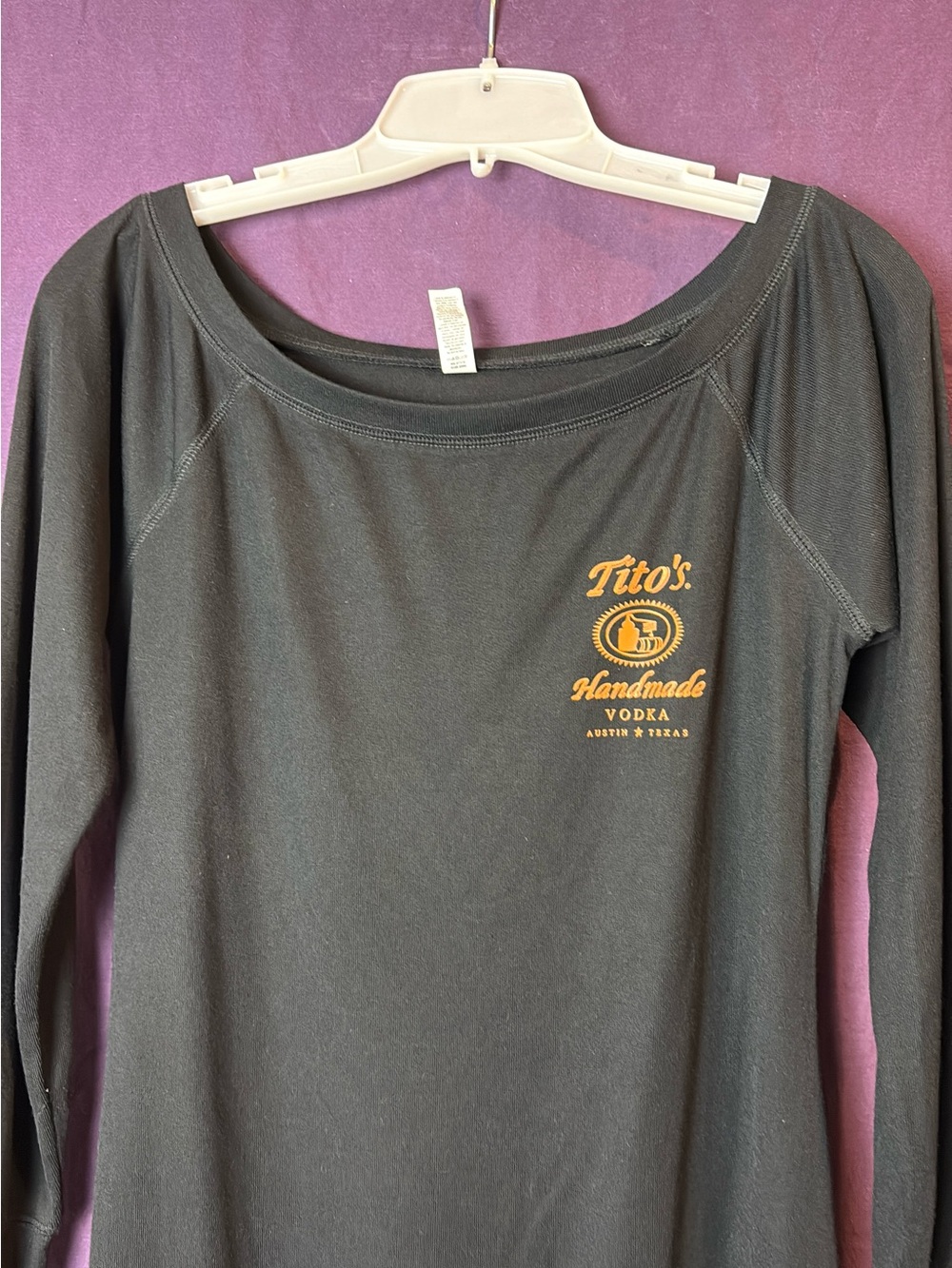 Women’s Tito’s vodka black long sleeve lightweight dress large